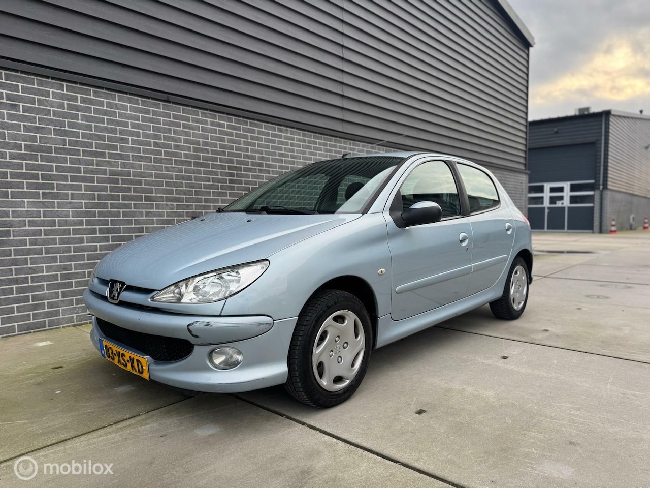 Peugeot 206 - 1.4 Forever APK|NAP|Airco|Elec.Rm.|Onderhoudsboek - AutoWereld.nl