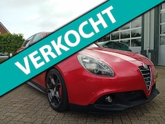 Alfa Romeo Giulietta - 1.7 TBi Quadrifoglio Verde - TCT - ROSSO 8C