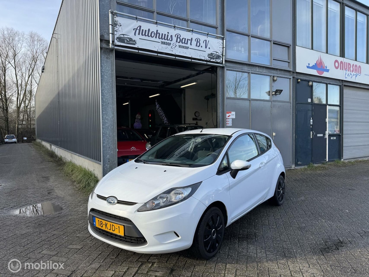 Ford Fiesta - 1.25 Limited Airco! Stuurbekrachtiging! Nieuwe APK! NAP Logisch! - AutoWereld.nl