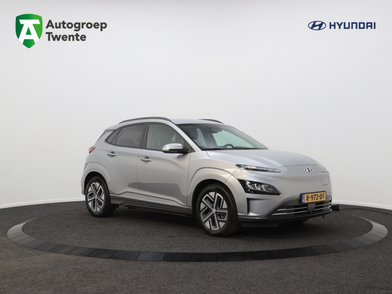 Hyundai Kona Electric - EV Premium 64 kWh | 3 Fase | Leder | PL 549 pm - AutoWereld.nl