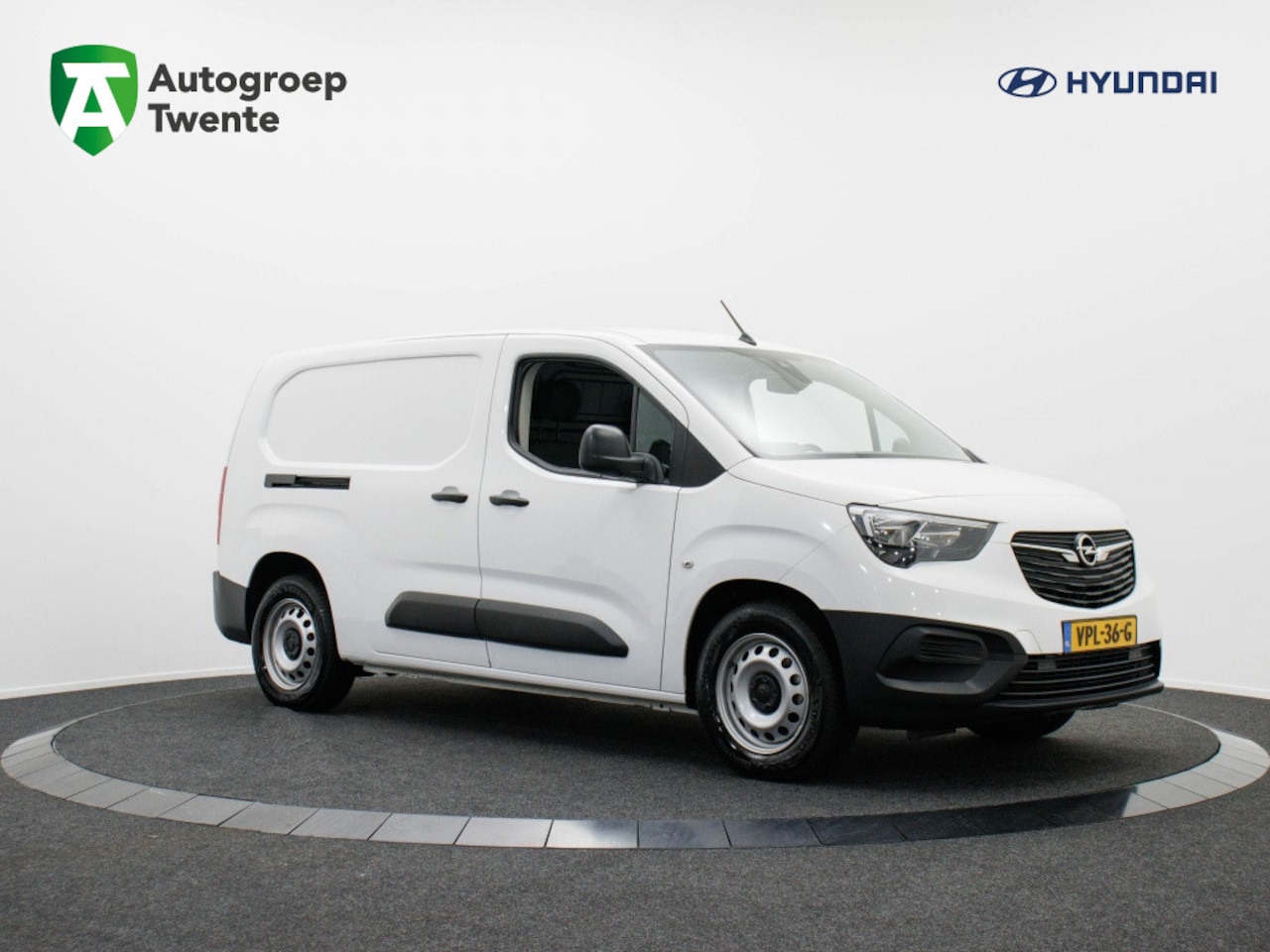 Opel Combo-e - L2H1 Edition 50 kWh | Navigatie | All-seasons | Winterpack - AutoWereld.nl