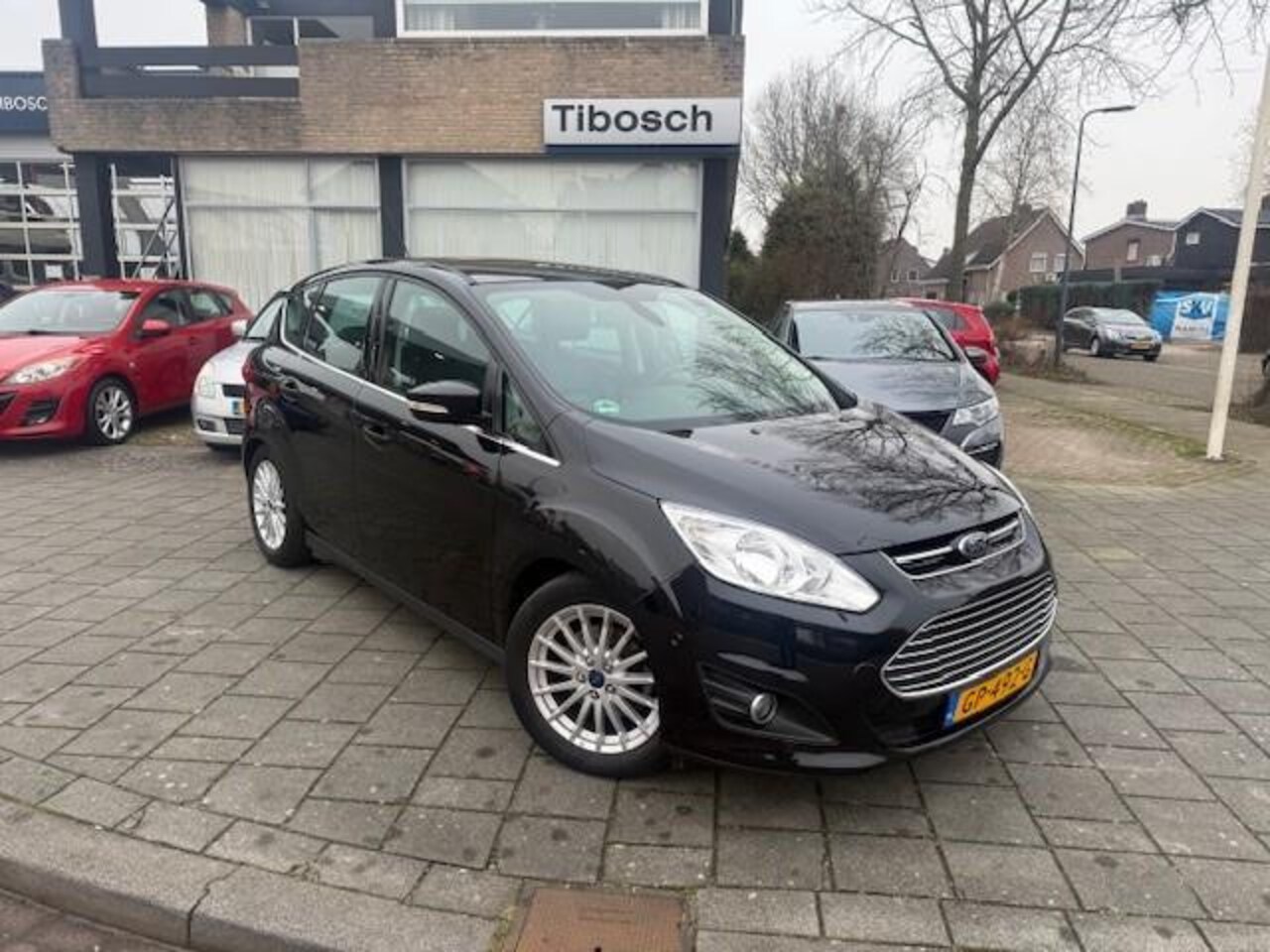 Ford C-Max - 2.0 Plug-in Hybrid Titanium Plus 2.0 Plug-in Hybrid Titanium Plus, Leer, Navi, Automaat! - AutoWereld.nl