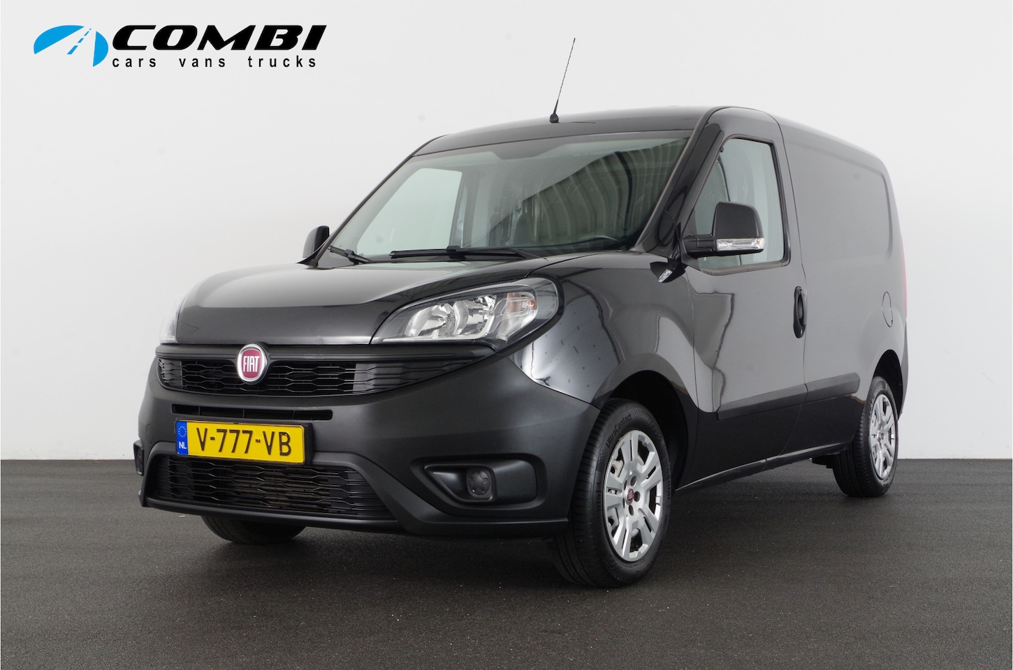 Fiat Doblò Cargo - 1.3 MJ L1H1 Actual > Schuifdeur / Bluetooth / Euro 6... - AutoWereld.nl