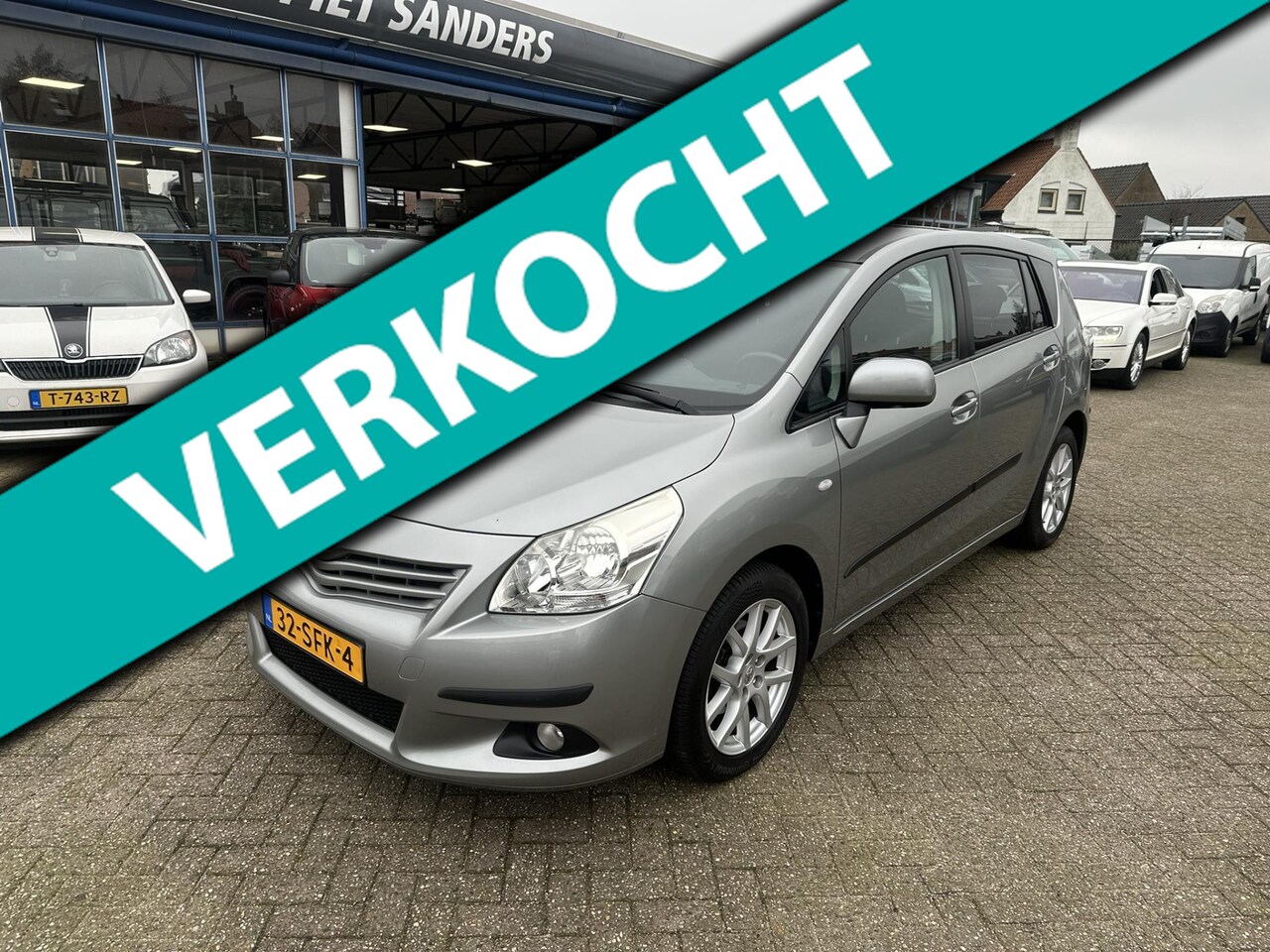 Toyota Verso - 1.6 VVT-i I Clima I Panorama I Camera I Navi I NL-Auto I 2e eigenaar - AutoWereld.nl