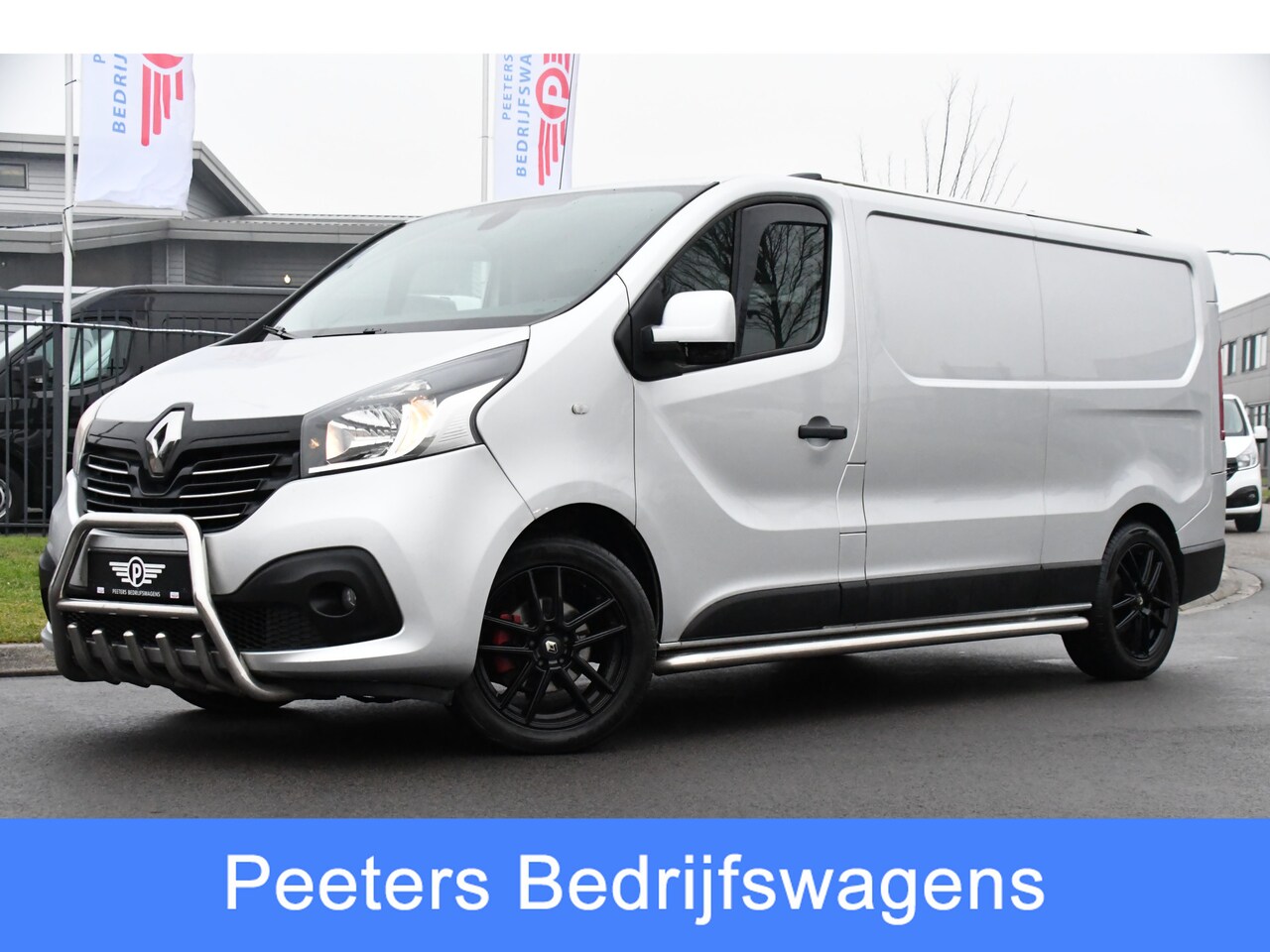 Renault Trafic - 1.6 dCi T29 L2H1 Comfort Energy Camera, Sensoren, 125PK, Multimedia, Trekhaak, Navi, Uniek - AutoWereld.nl