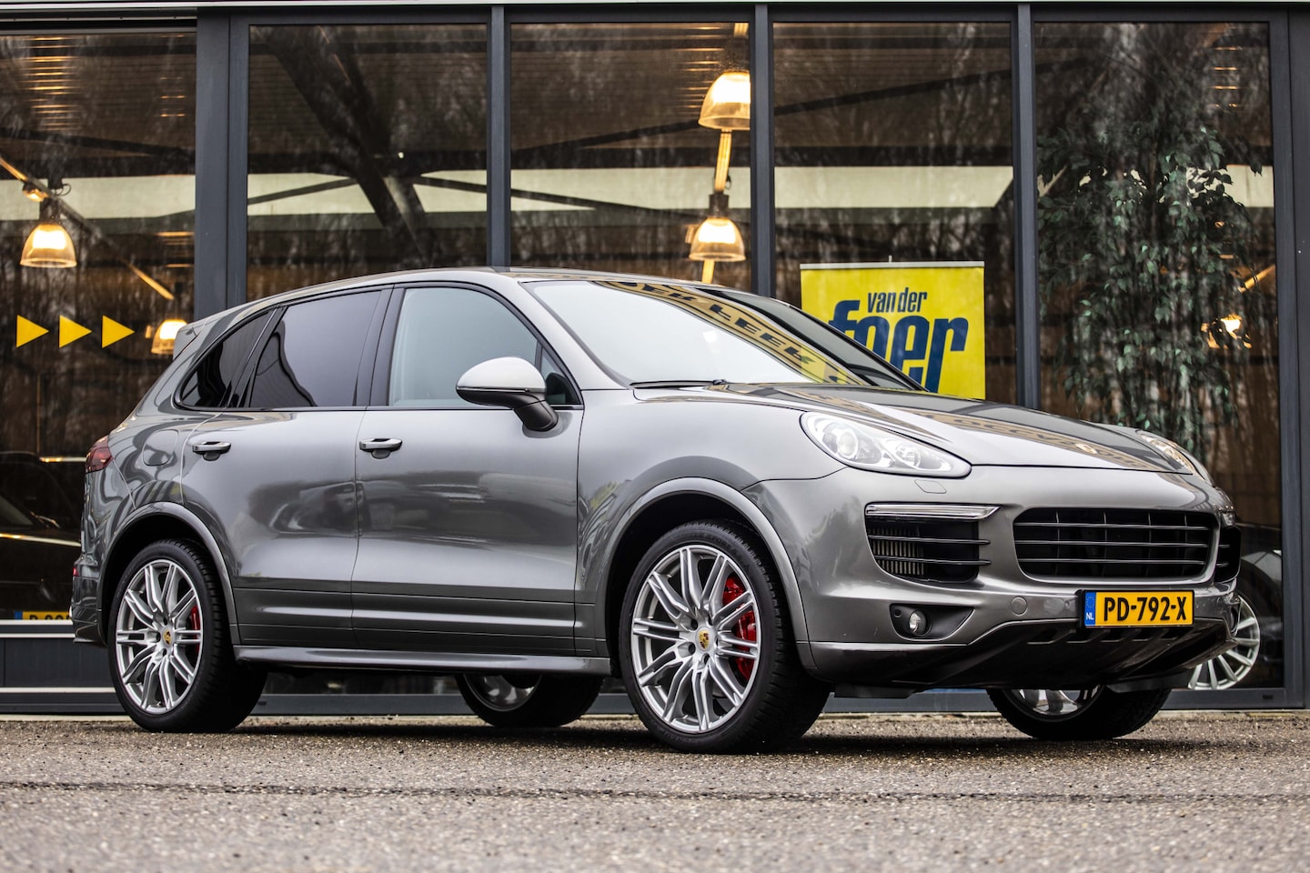 Porsche Cayenne - 3.0 D 3.0 D - AutoWereld.nl