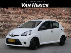 Toyota Aygo - 1.0 VVT-i Now | Airco | Elektrische ramen | 5-Deurs