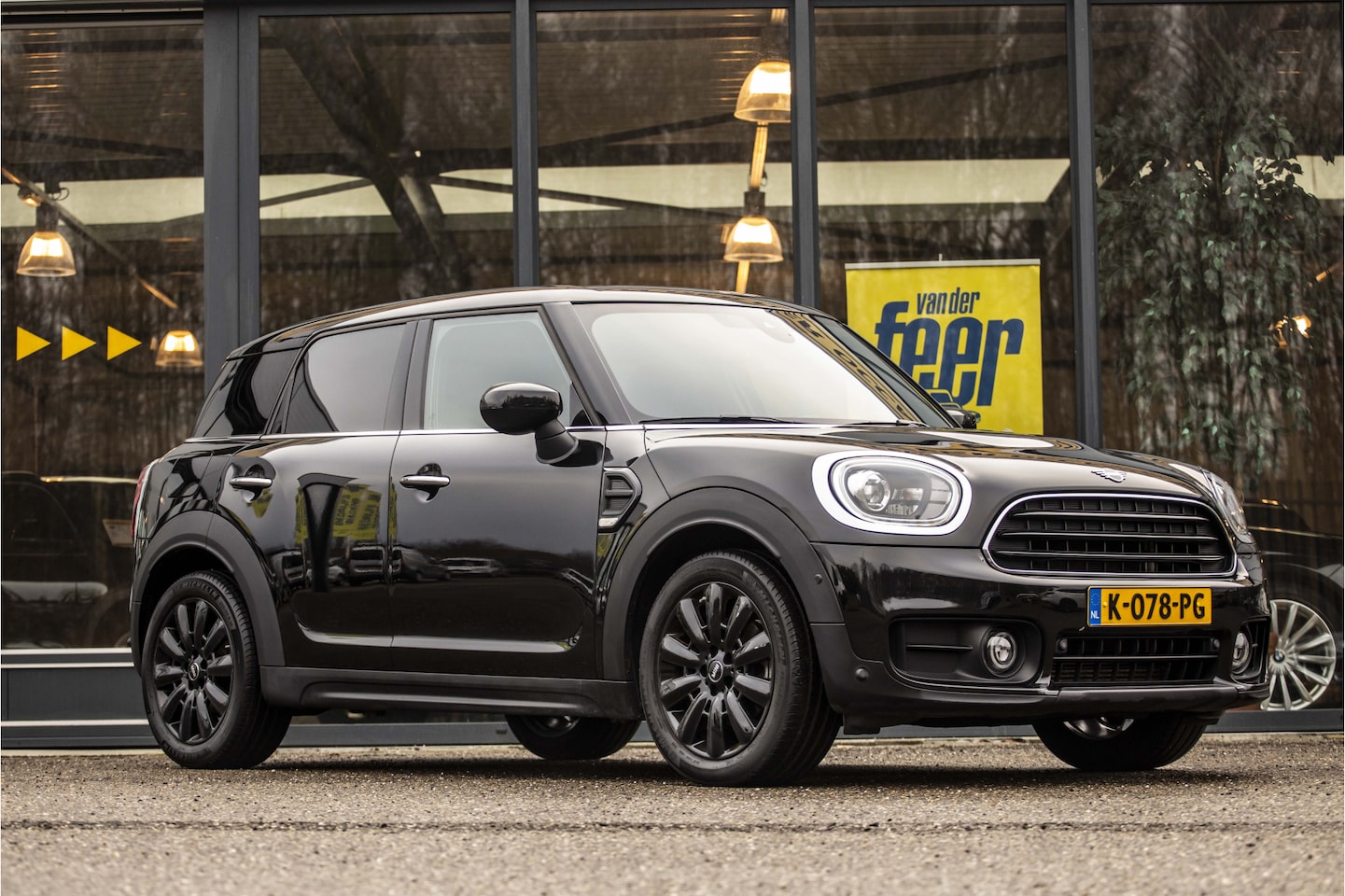 MINI Countryman - 1.5 Cooper Business Edition Mini 1.5 Cooper Business Edition - AutoWereld.nl