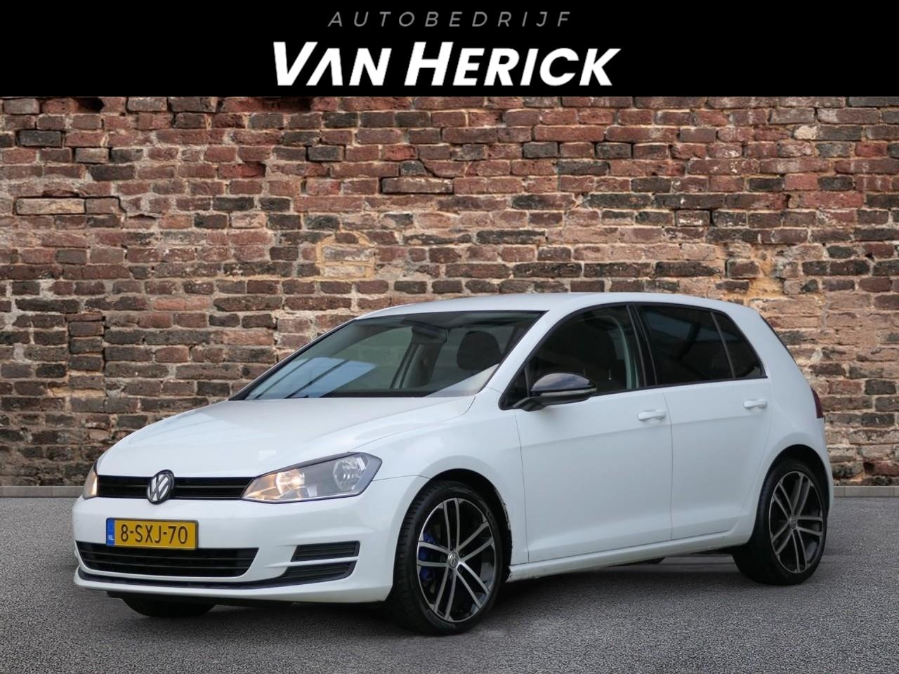 Volkswagen Golf - 1.2 TSI | LM Velgen | Airco | Orgineel NL - AutoWereld.nl