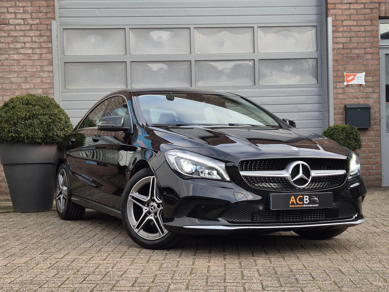 Mercedes-Benz CLA-Klasse - 180 Ambition Perfect onderhouden - AutoWereld.nl