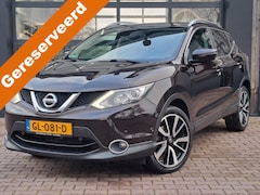 Nissan Qashqai - 1.2 Tekna | Automaat | Navi | Pano | Trekhaak | Leder | 360 Camera | PDC |