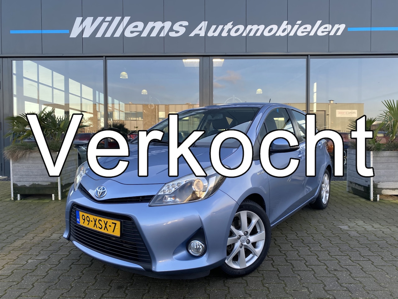 Toyota Yaris - 1.5 Full Hybrid Dynamic Trekhaak, Navigatie & Camera - AutoWereld.nl