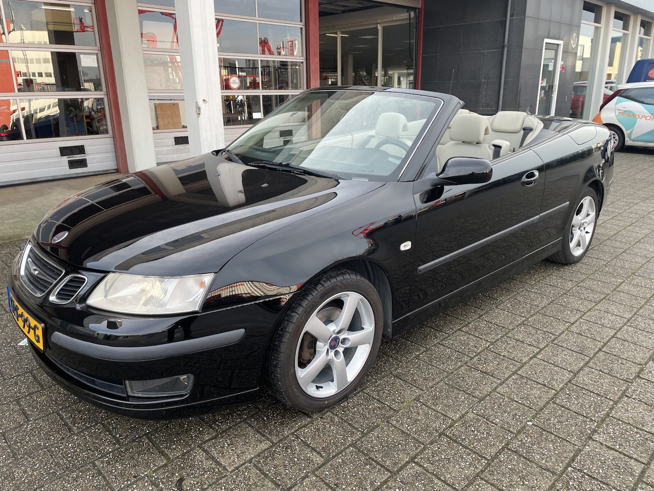 Saab 9-3 Cabrio - 2.0t Vector automaat, leder, xenon - AutoWereld.nl