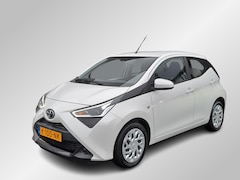 Toyota Aygo - 1.0 VVT-i x-play Android Auto Camera Navigatie