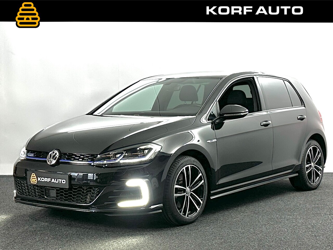 Volkswagen Golf - 1.4 TSI PHEV GTE / Keyless / Navi / Trekhaak - AutoWereld.nl