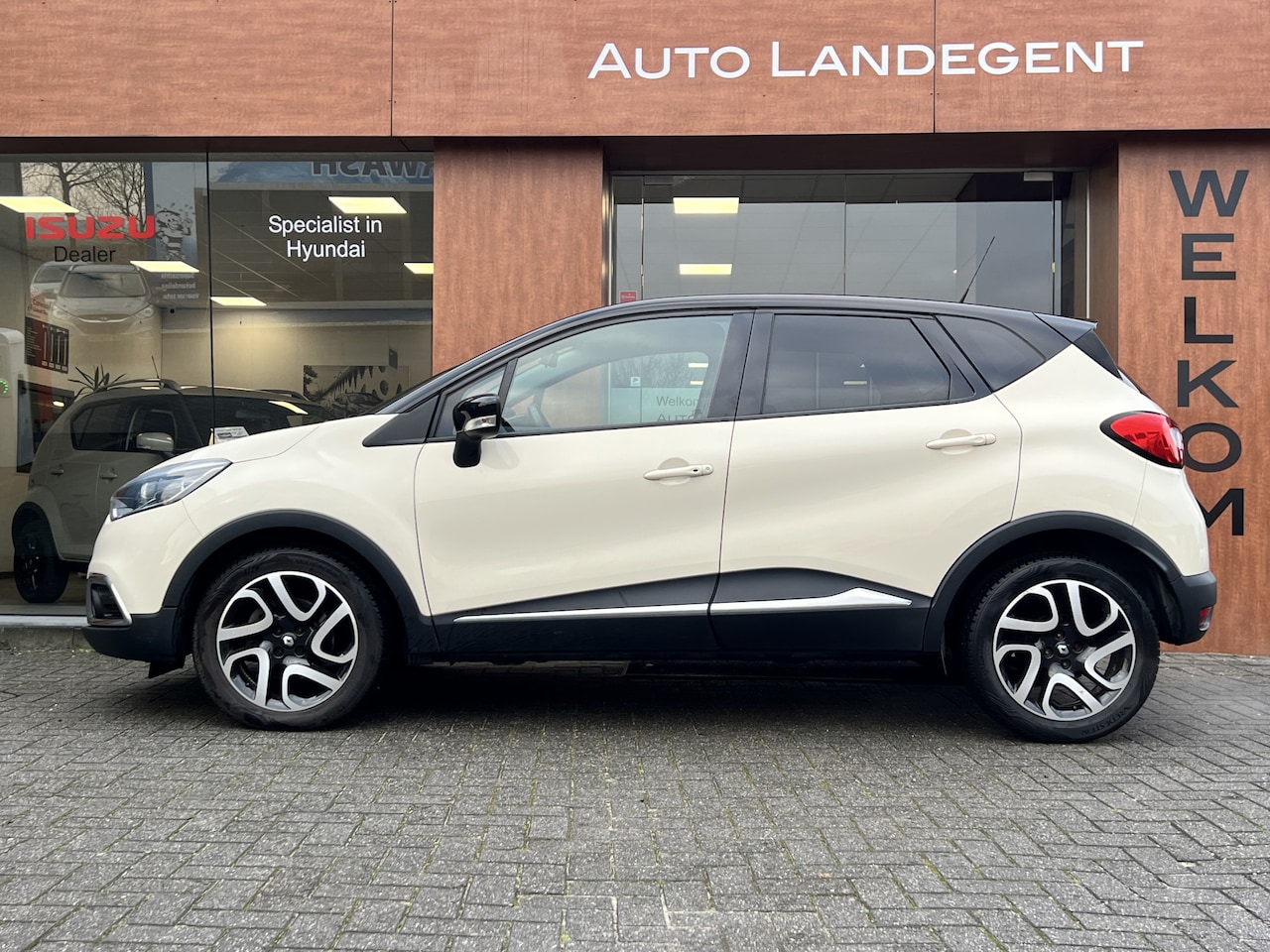 Renault Captur - 1.2 TCe Expression 1.2 TCe Expression - AutoWereld.nl