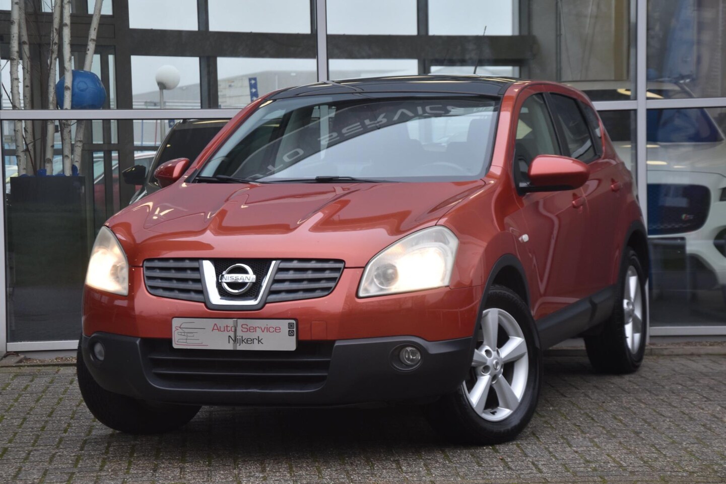 Nissan Qashqai - 2.0 Tekna Premium 4WD Airco Pano. dak Camera Youngtimer - AutoWereld.nl