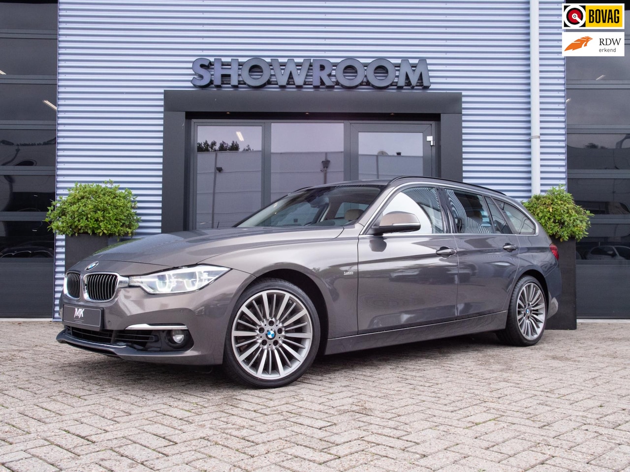 BMW 3-serie Touring - 335d xDrive Centennial High Executive Automaat, Leder, Navi, Memorystoelen - AutoWereld.nl