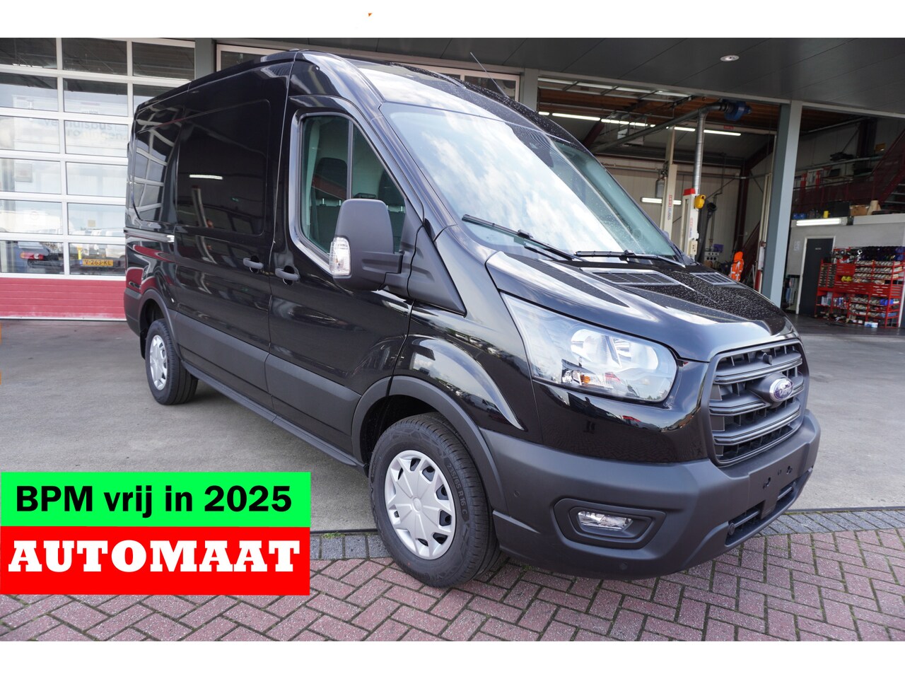 Ford Transit - 350M 2.0 TDCI 130PK L2H2 Trend Automaat Nr. V061 | Airco | Cruise | Navi | Camera |Trekhaa - AutoWereld.nl