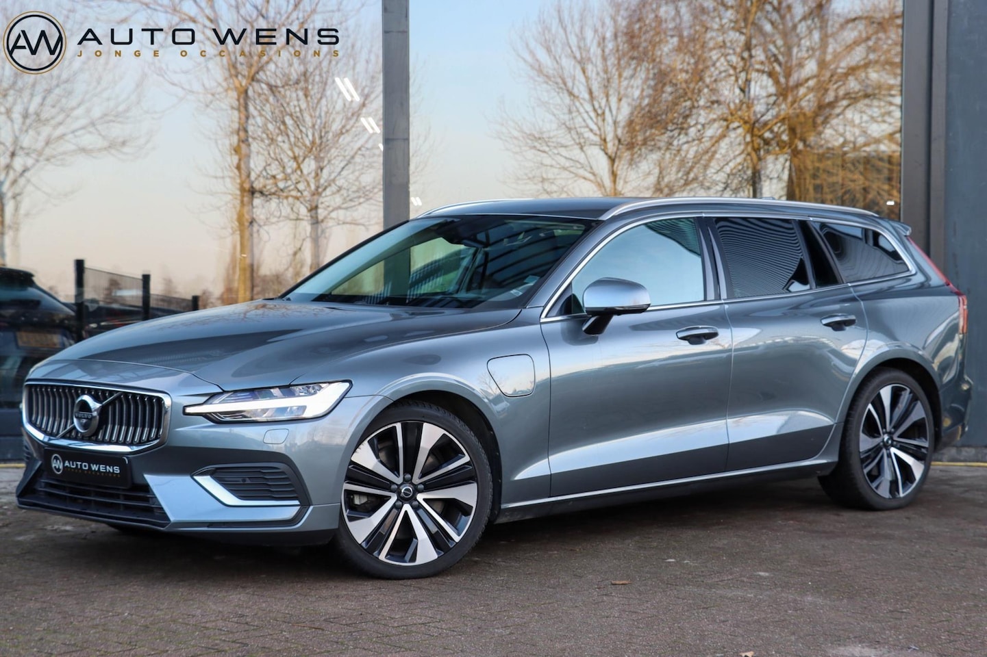 Volvo V60 - 2.0 T6 Recharge AWD Inscription | 360 Cam | Trekhaak | Memory | HUD - AutoWereld.nl