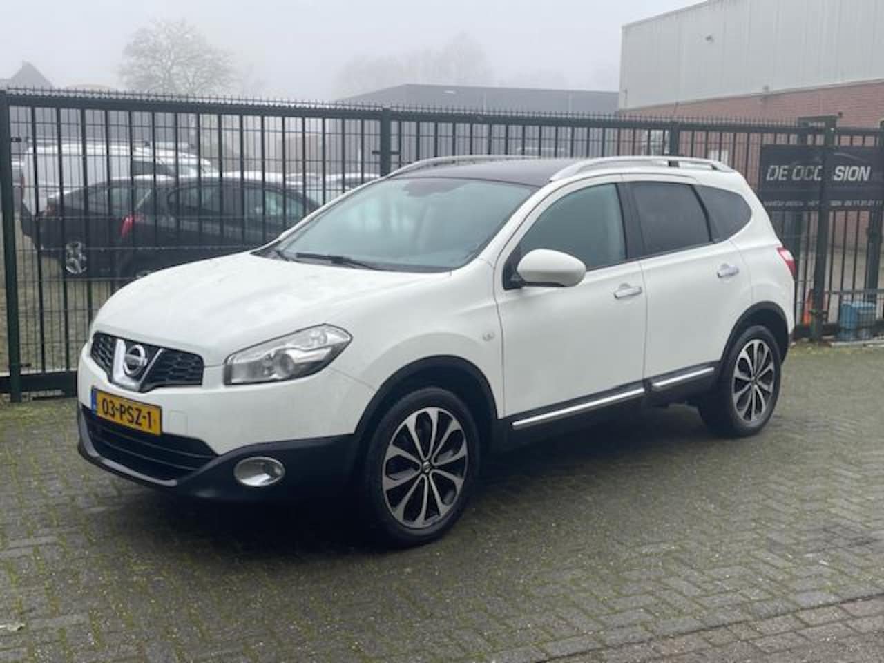 Nissan Qashqai+2 - 1.6 Optima 7 persoons pan dak 1e eig - AutoWereld.nl