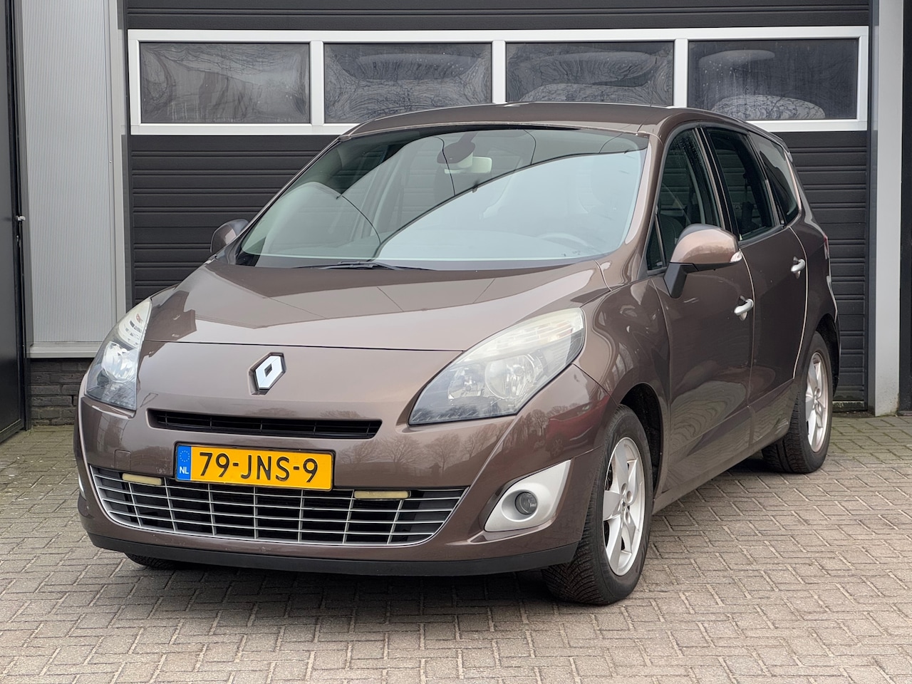 Renault Grand Scénic - 1.6 Sélection Business Sport Navi, Cruise, Climate Control, NAP - AutoWereld.nl