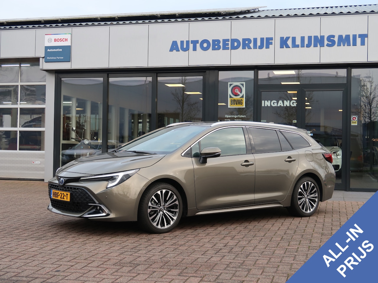 Toyota Corolla Touring Sports - Hybrid Dynamic | Trekhaak | Pdc | Stuurverw | Elektr Klep | Winterset - AutoWereld.nl