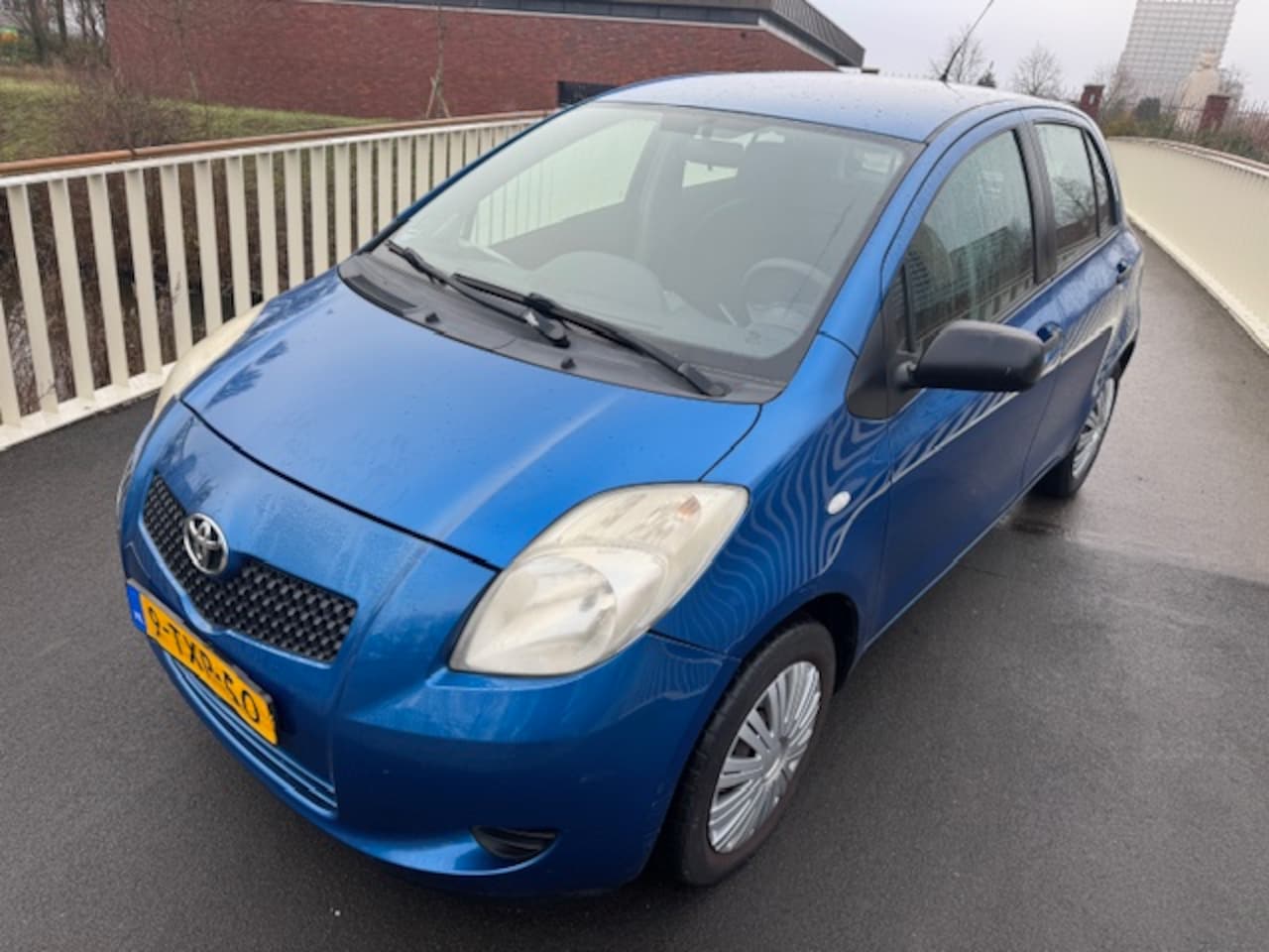 Toyota Yaris - 1.0 VVT-i 1.0 VVTi + - AutoWereld.nl