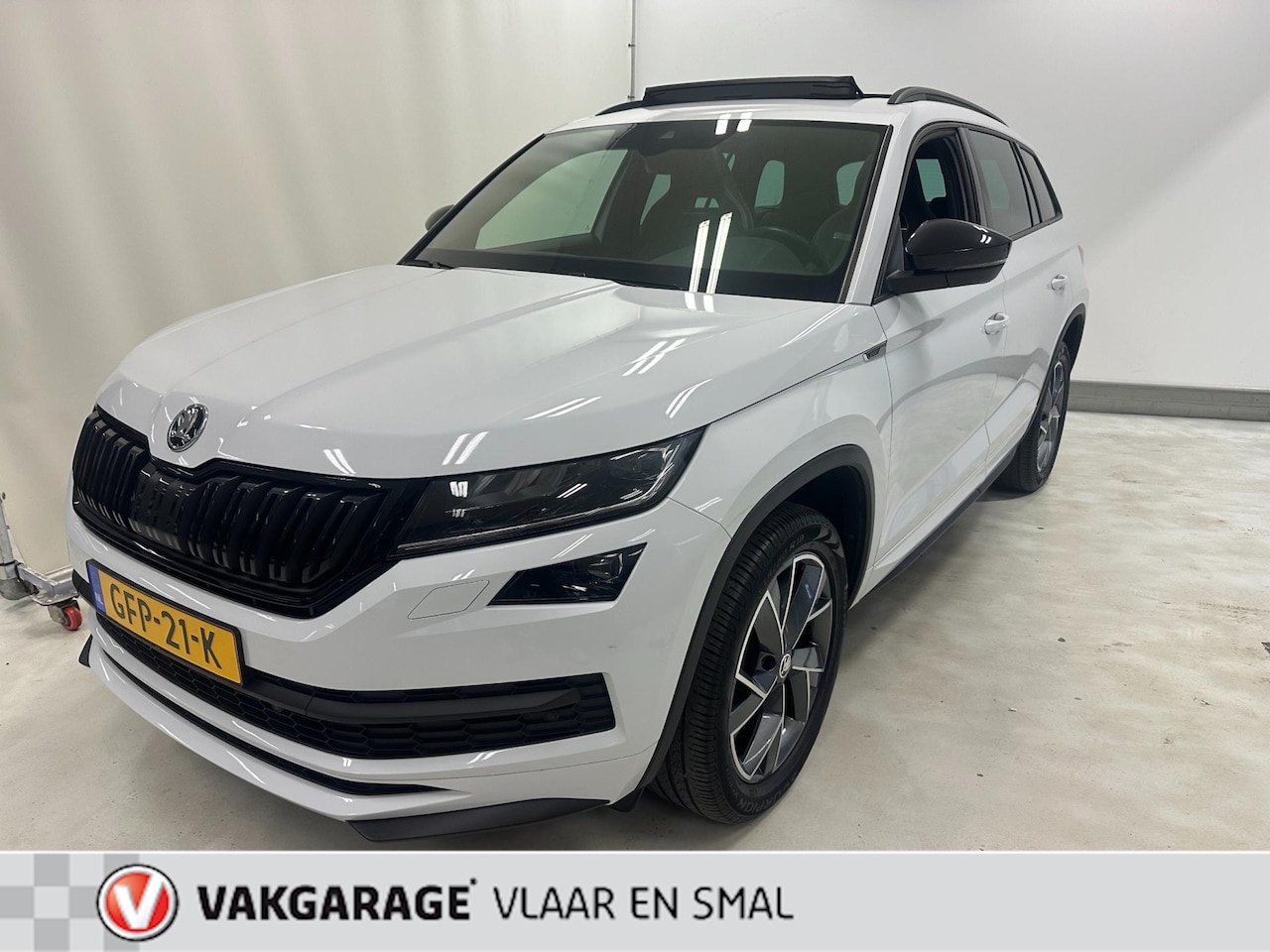 Skoda Kodiaq - 1.5 TSI Business - Sportline-Sportsoelen-Shuifdak panodak-3d virtual cockpit-1e eigenaar-N - AutoWereld.nl