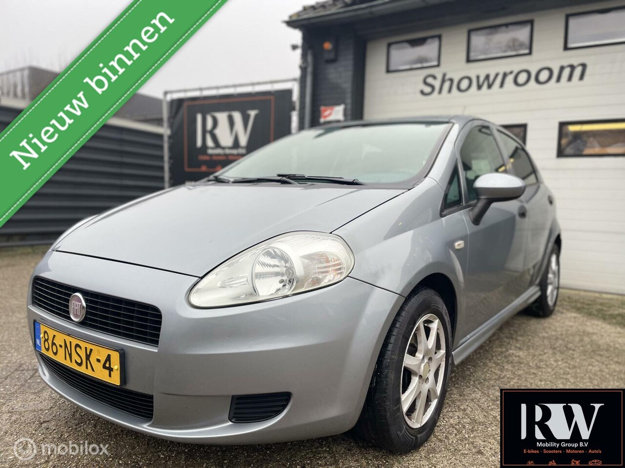 Fiat Grande Punto - 1.3 M-Jet Actual 1.3 M-Jet Actual - AutoWereld.nl