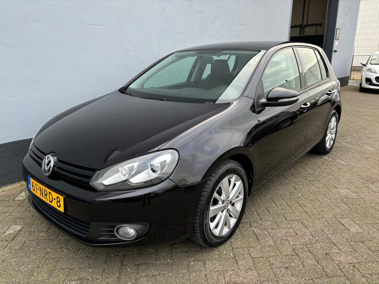 Volkswagen Golf - 1.2 TSI Tour II BlueMotion - Lederen Interieur - AutoWereld.nl