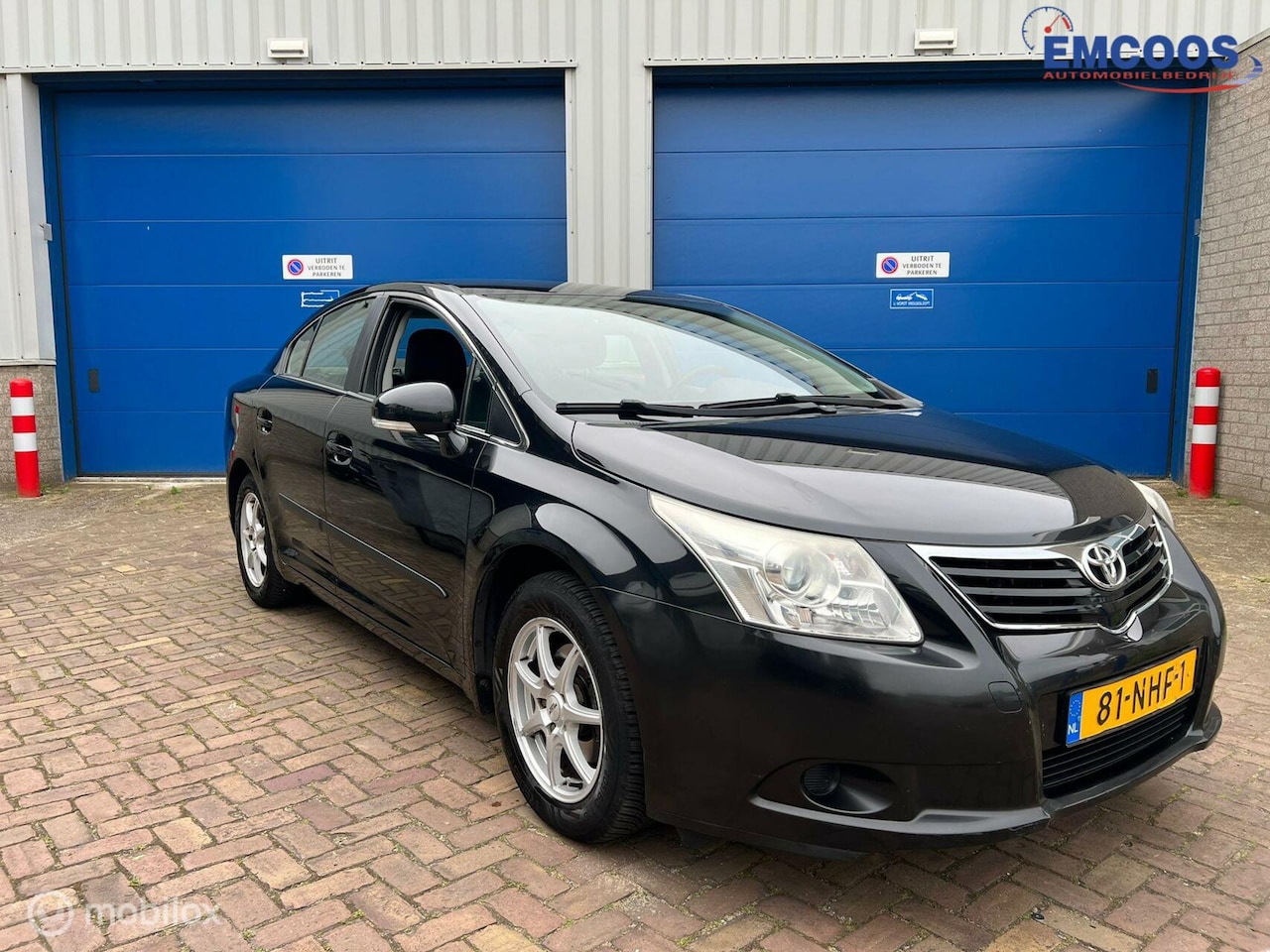 Toyota Avensis - 1.6 VVTi Comfort ** Airco ** Trekhaak ** I.Z.G.S. ** - AutoWereld.nl