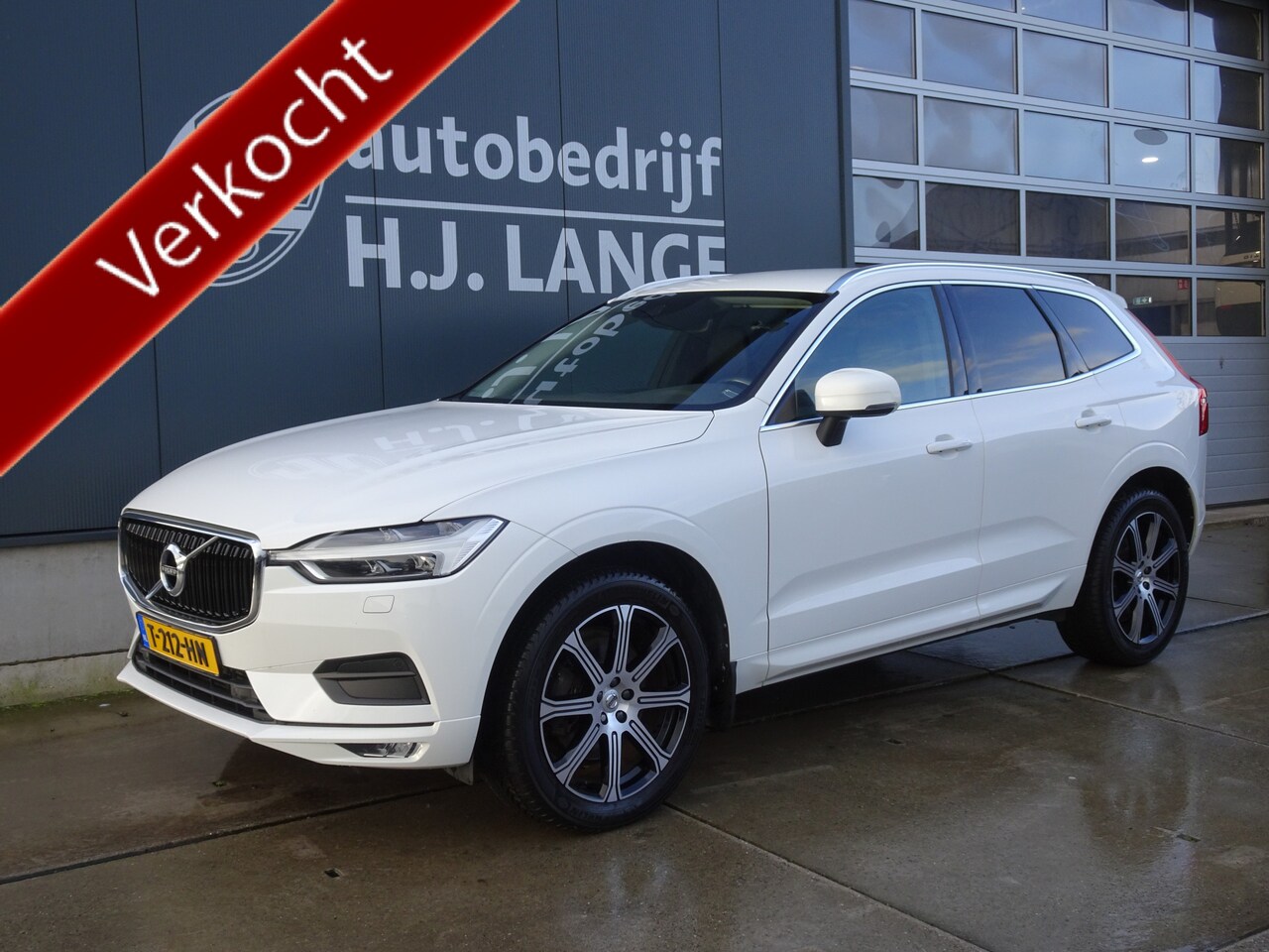 Volvo XC60 - 2.0 T5 Momentum 2.0 T5 Momentum - AutoWereld.nl