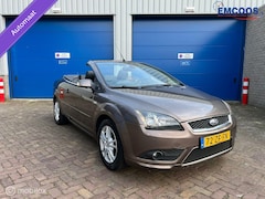 Ford Focus Coupé-Cabriolet - 2.0-16V Titanium * Airco * AUT * NAVI * Leer