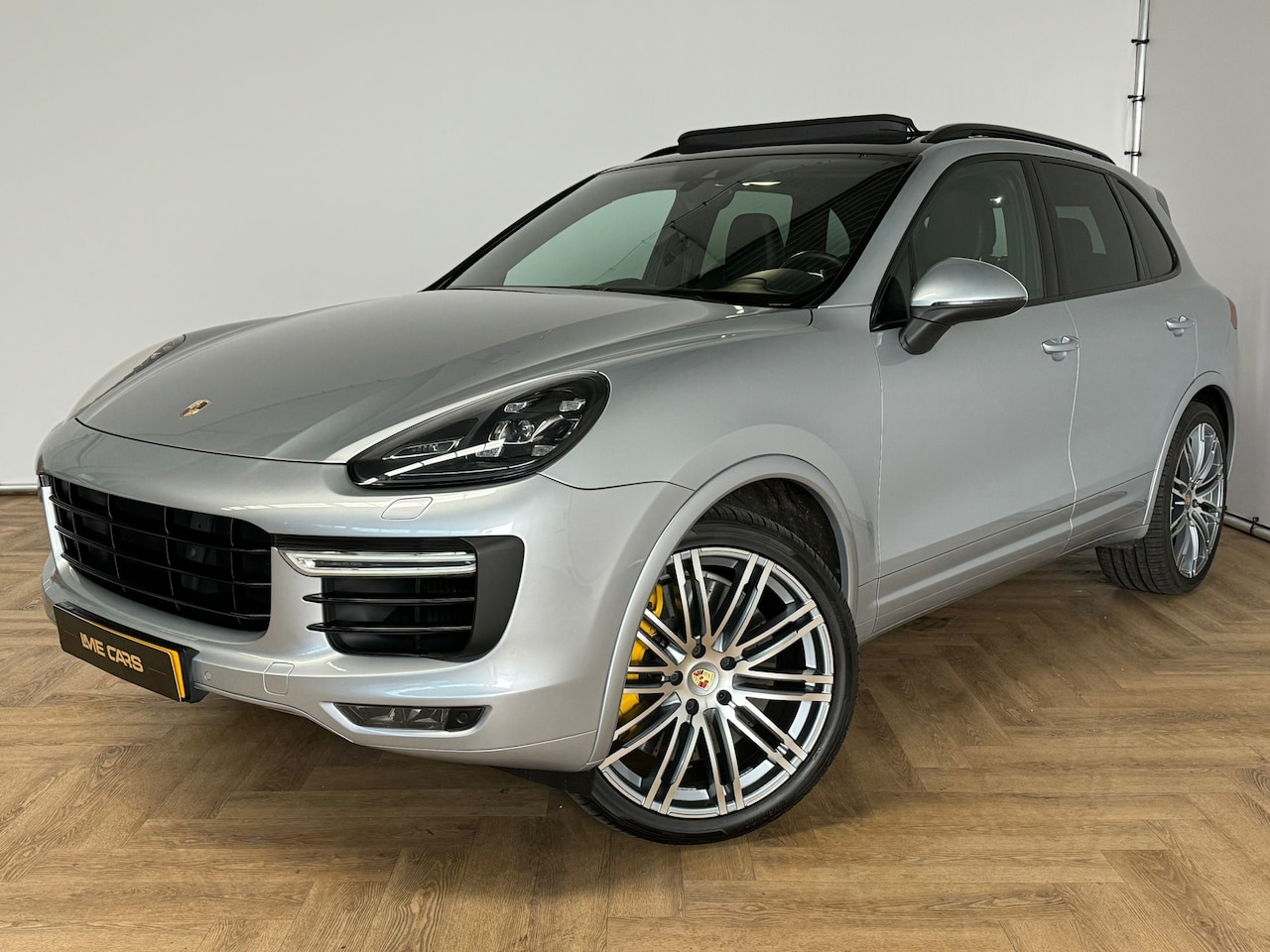 Porsche Cayenne - 4.8 Turbo 4.8 Turbo , 520PK , PANO , VOL ,NWE APK,INRUIL MOGELIJK! - AutoWereld.nl