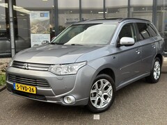 Mitsubishi Outlander - 2.0 PHEV Instyle+