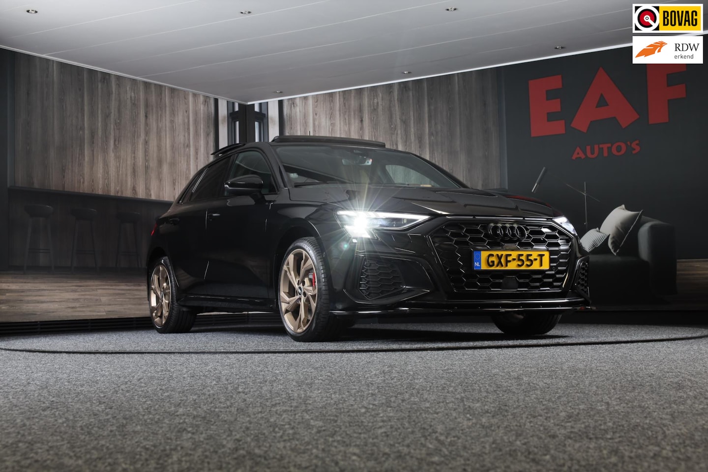 Audi A3 Sportback - 45 TFSI e S Line Edition Competition / AUT / RS Zetels / Cc / Lane Assist / Elek Stoelen / - AutoWereld.nl