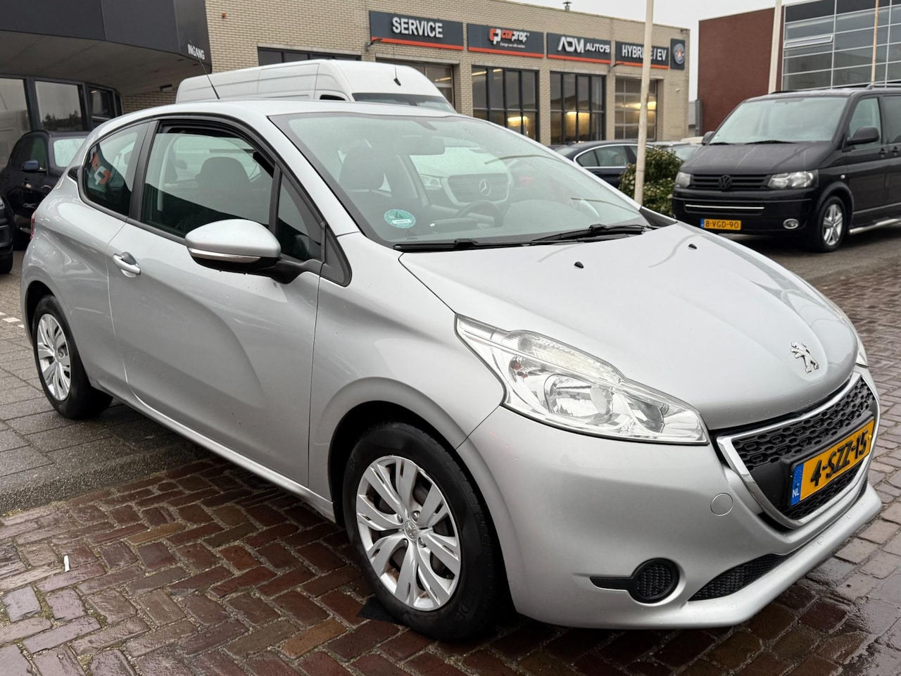 Peugeot 208 - 1.2 VTi Active zeer mooi - AutoWereld.nl