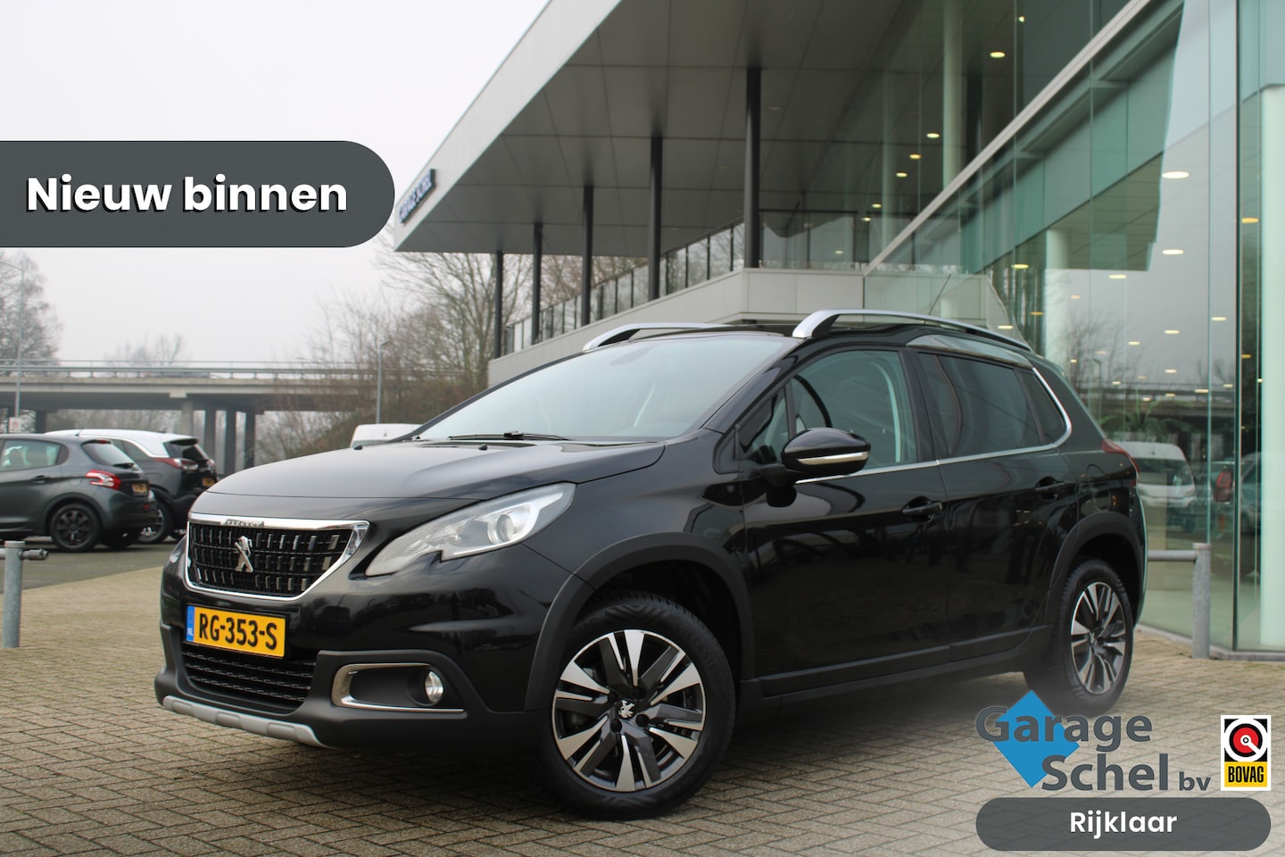 Peugeot 2008 - 1.2 PureTech Allure - Navi - Cruisecontrol - Rijklaar - AutoWereld.nl