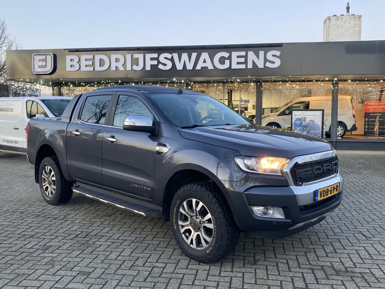 Ford Ranger - 3.2 TDCi Wildtrak Doublecab 5 persoons! Automaat - AutoWereld.nl