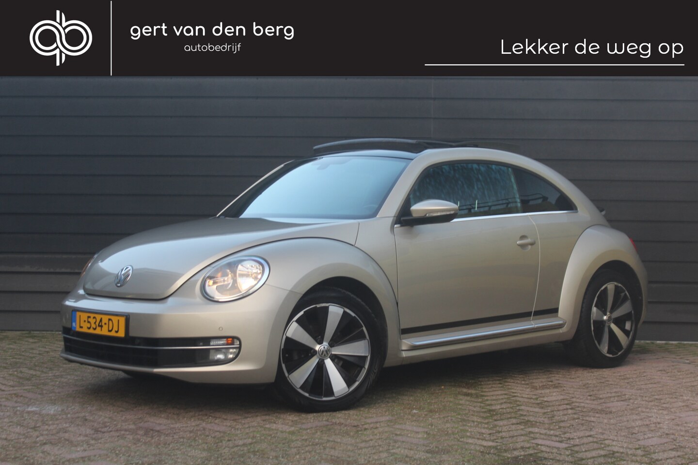 Volkswagen Beetle - 1.2 TSI Design BlueMotion - PANODAK - CARPLAY - CRUISE - CLIMA - - AutoWereld.nl