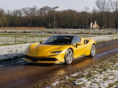 Ferrari SF90 Spider - 4.0 V8, LED, Giallo Triplo Strato, Carbon Seats