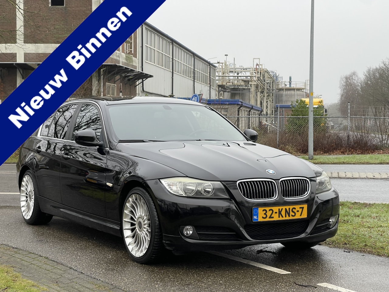 BMW 3-serie - 316i Business Line | NL & NAP | Navigatie | APK 10-2025 | Parkeersensoren | NL & NAP - AutoWereld.nl