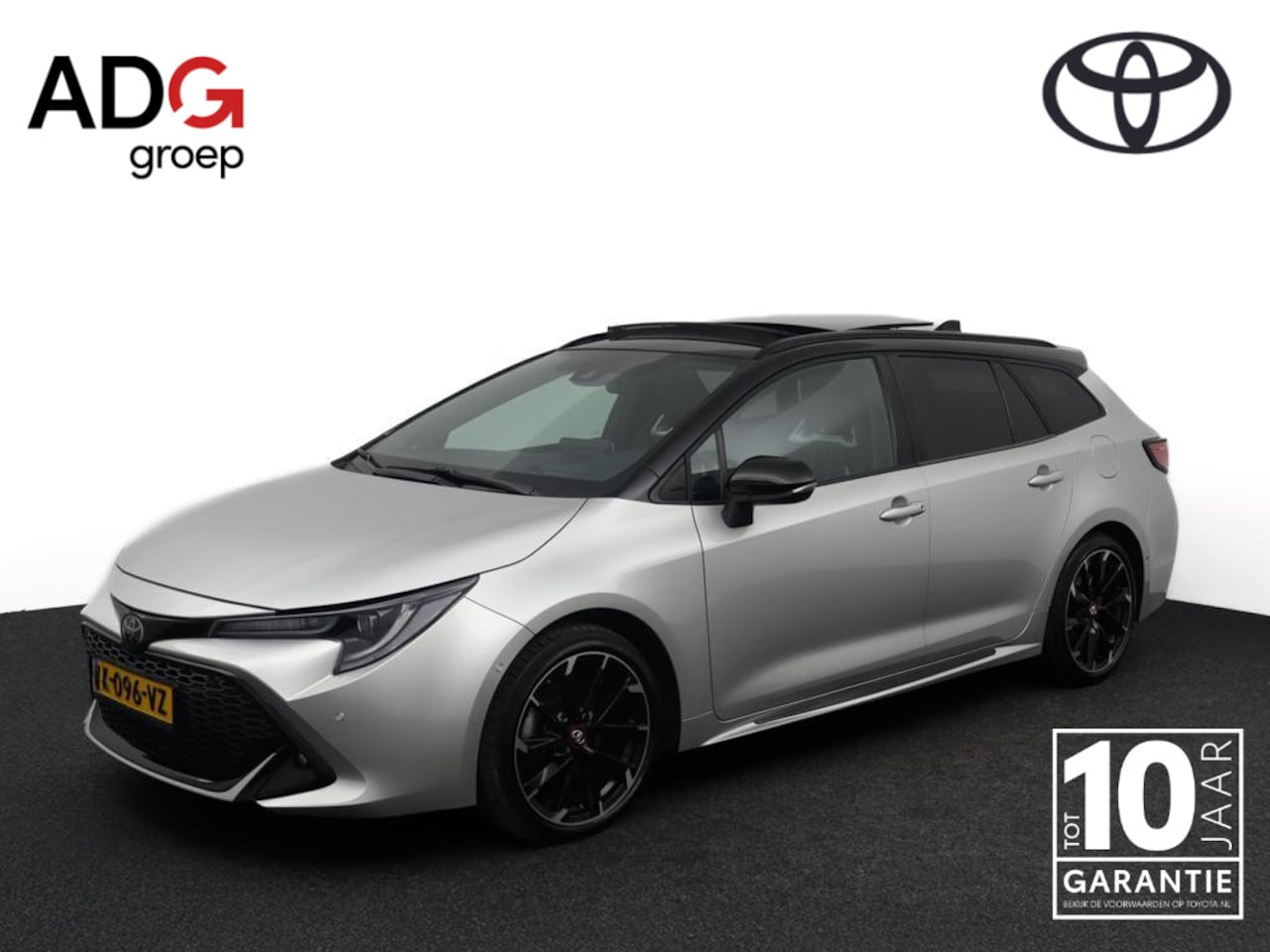 Toyota Corolla Touring Sports - 2.0 Hybrid GR-Sport Plus | 183 PK | Bitone | Panoramadak | Stof-lederen sportstoelen | - AutoWereld.nl