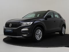 Volkswagen T-Roc - 1.5 TSI Style | Keyless | Stoel- en stuurwielverwarming | Achteruitrijcamera | CarPlay | E