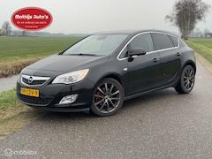 Opel Astra - 1.6 Turbo Cosmo Automaat Leder Lees tekst Read description