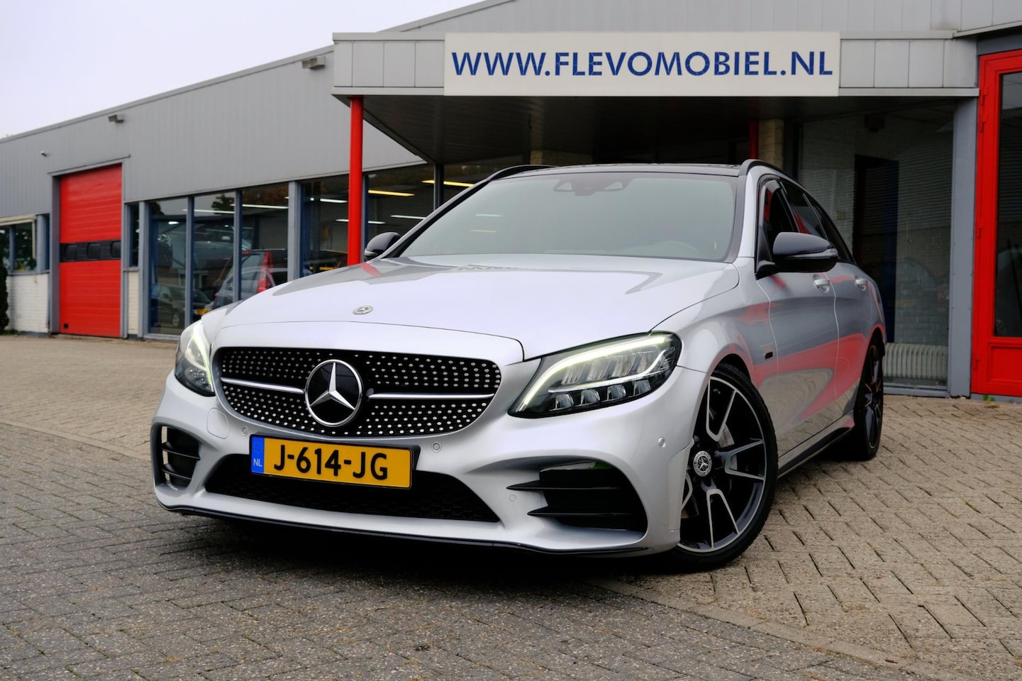 Mercedes-Benz C-klasse Estate - 300 de AMG Limited Aut. Pano|1e Eig|Leder.Alcant|Navi|LMV"19 - AutoWereld.nl