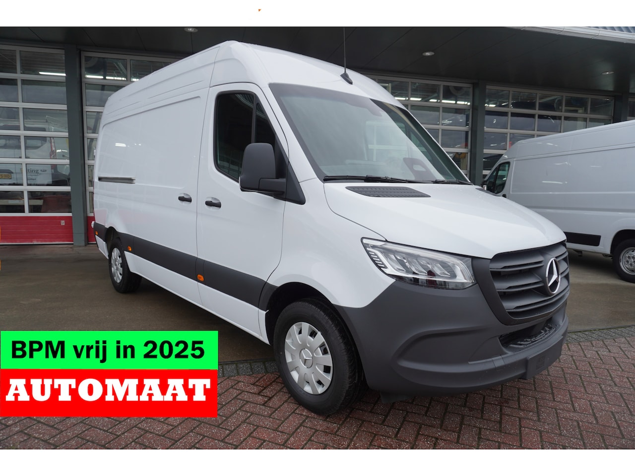 Mercedes-Benz Sprinter - 317 CDI 170PK L2H2 Pro automaat Schuifdeur links en Rechts Trekhaak 3.500KG | Climate | ad - AutoWereld.nl