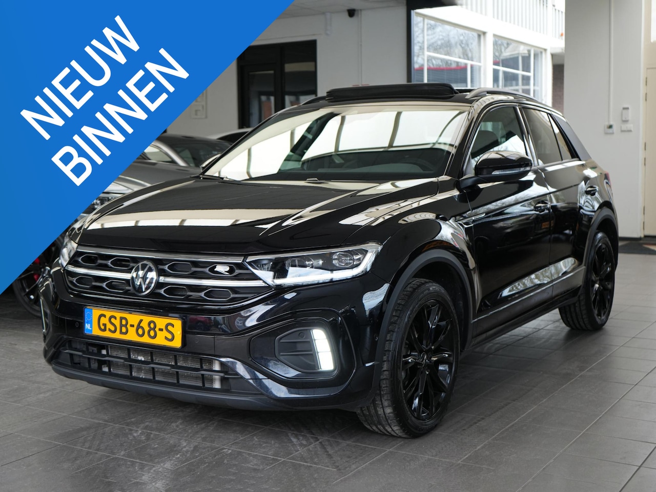 Volkswagen T-Roc - 1.5 TSI R-Line | PANO | CAMERA | BEATS | VIRTUAL - AutoWereld.nl