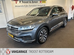 Volkswagen Touareg - 3.0 TSi eHybrid 4MOTION | Panoramadak | Elek. inklapbare trekhaak | BTW AUTO | Adaptieve c